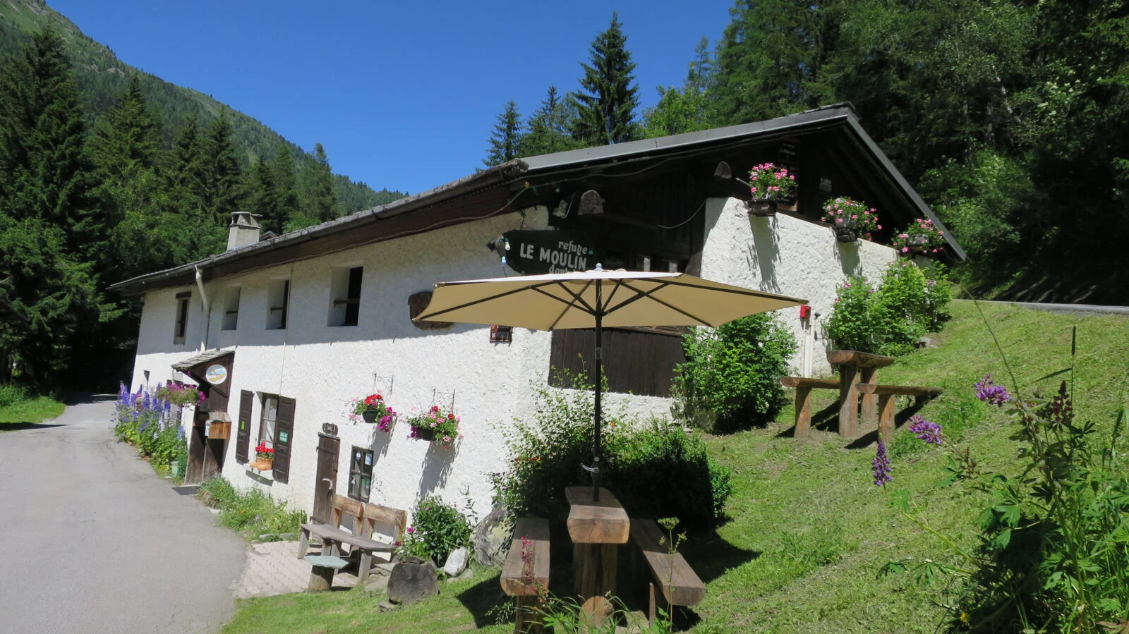Gîte Le Moulin between Le Tour and Montroc
