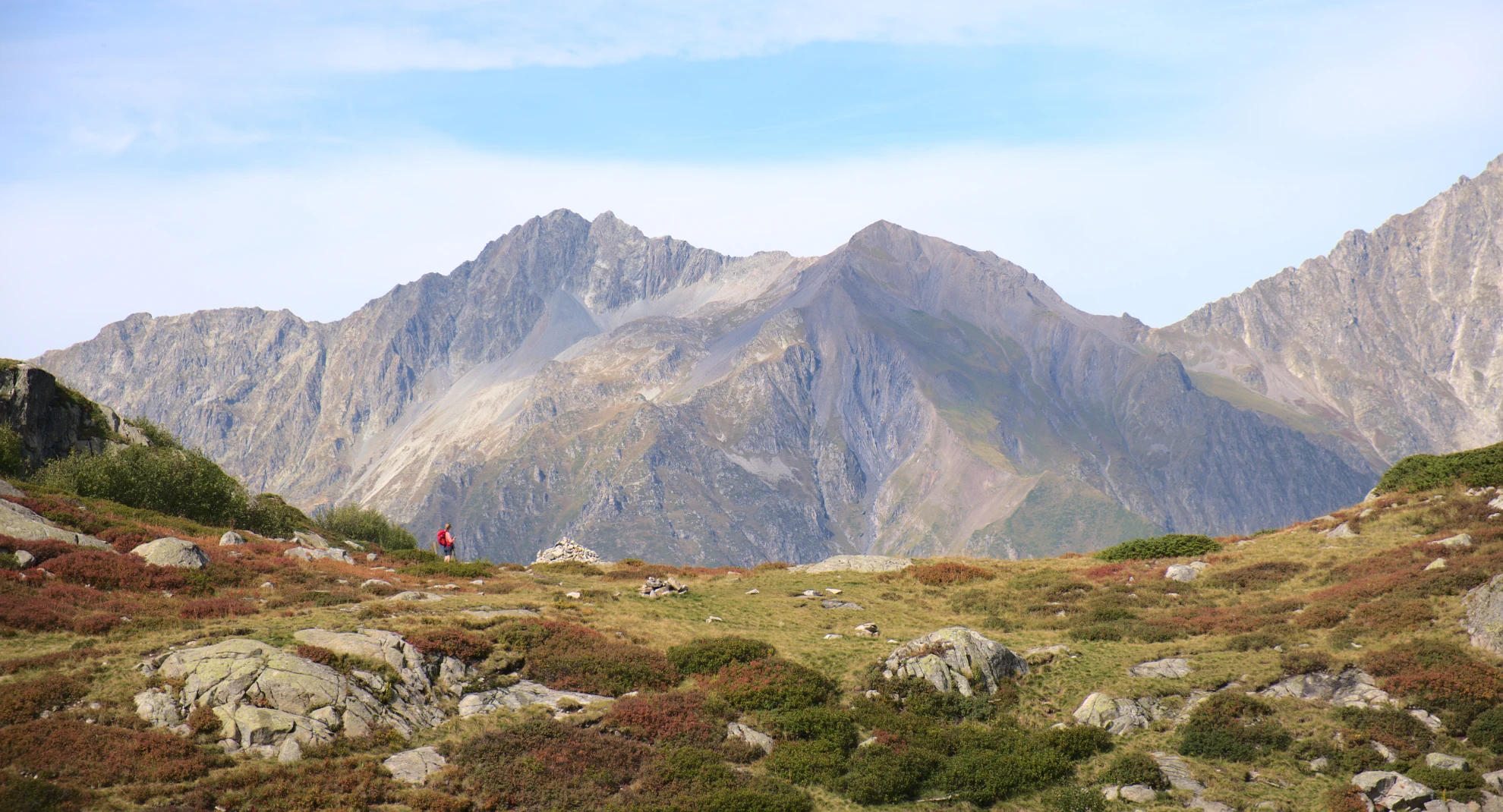 Walking to the Lacs de Pétarel
